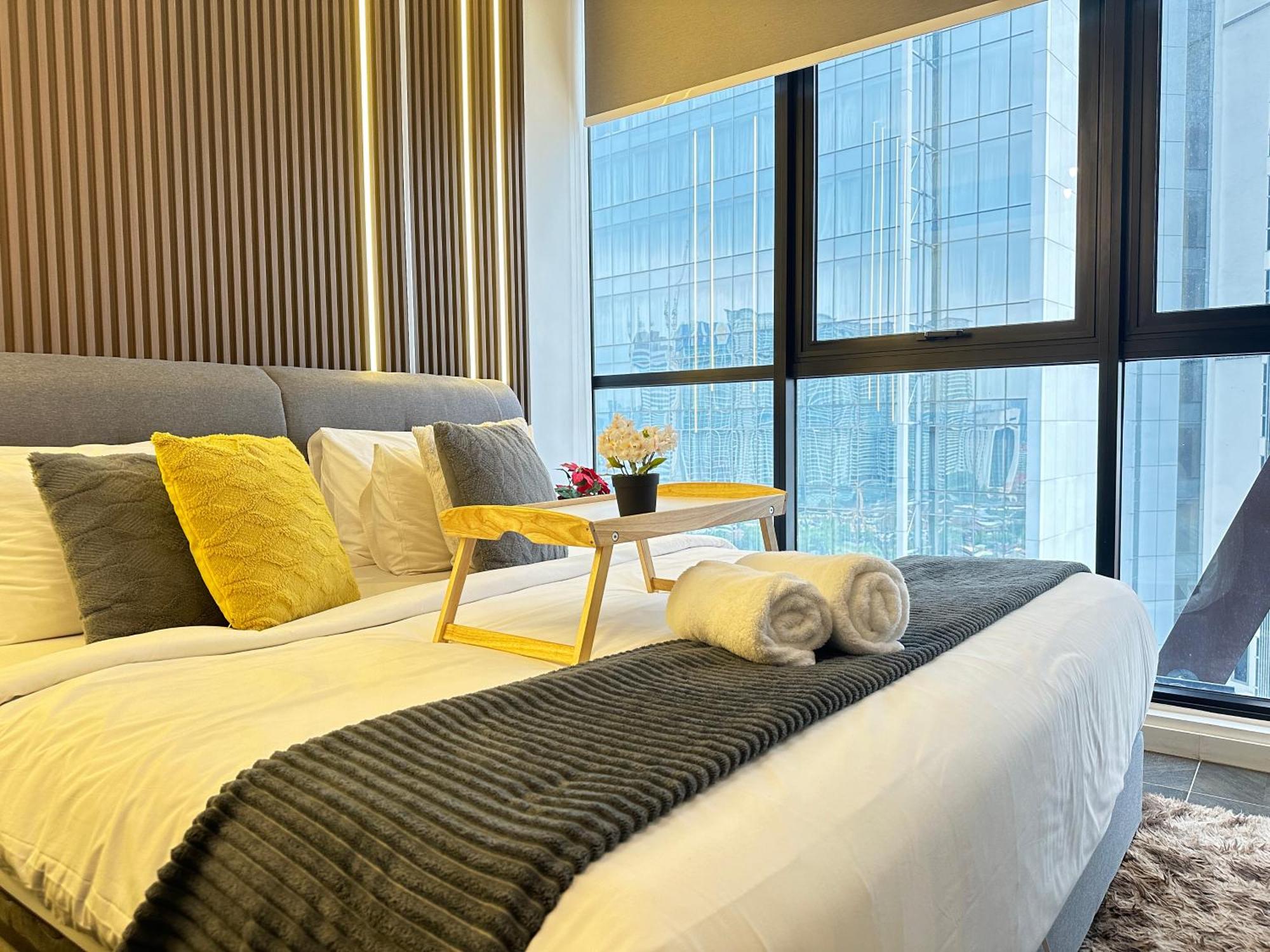 Scarletz Suites Klcc Twin Tower By Purple Orchid Kuala Lumpur Exterior foto